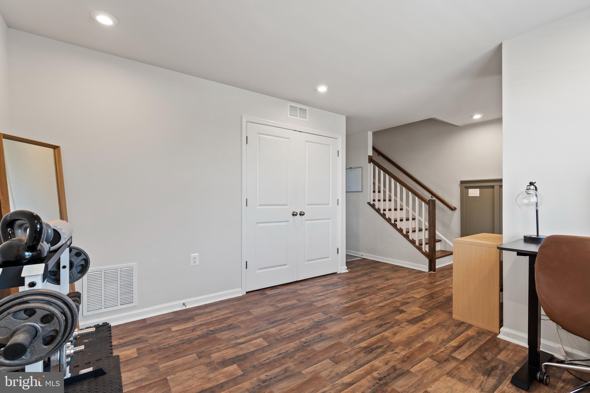 163 Presidents Pointe Avenue Ranson, WV 25438 - Photo 8 of 40 Spacious entry-level room