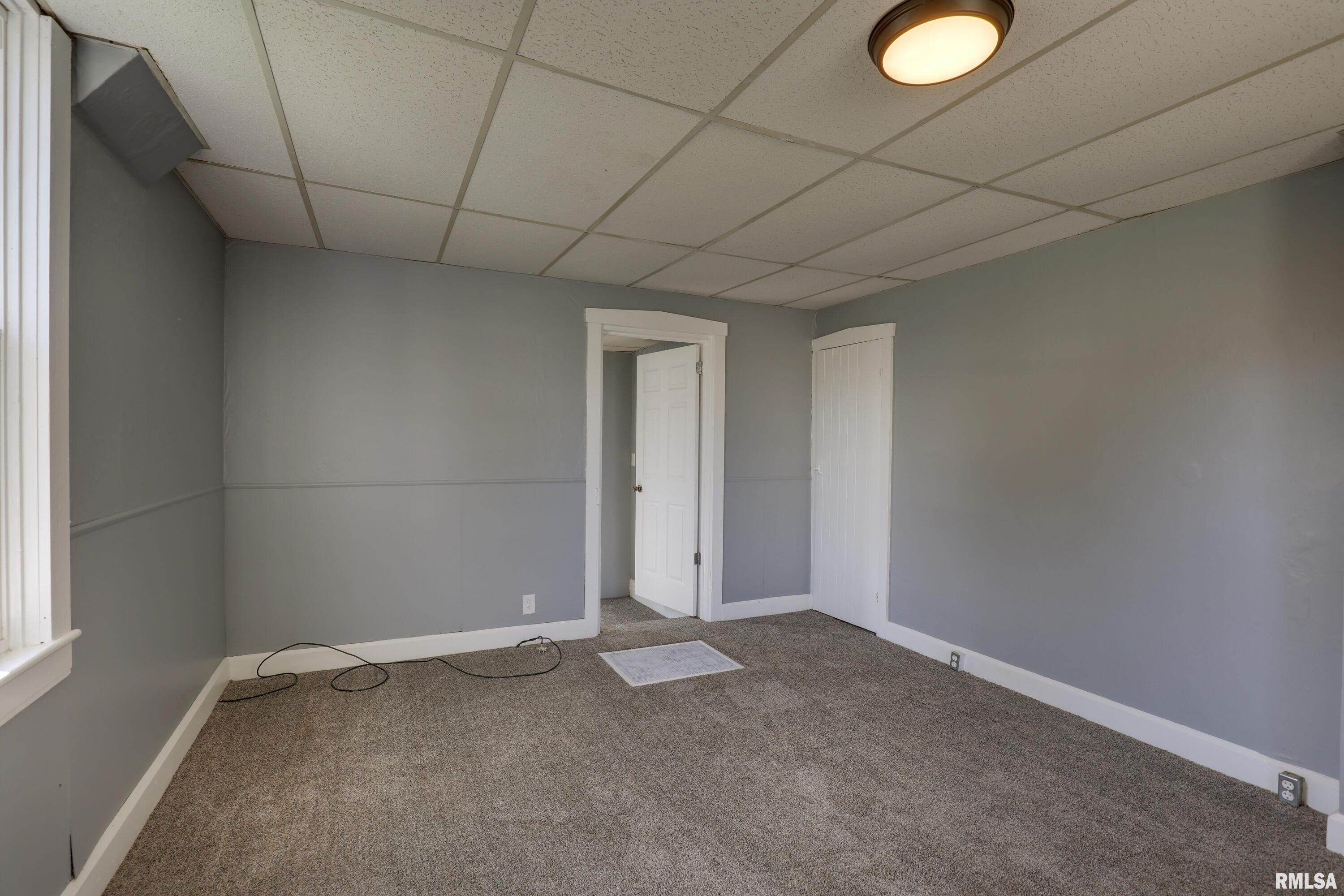 832 Washington Street Quincy, IL 62301 - Photo 11 of 25