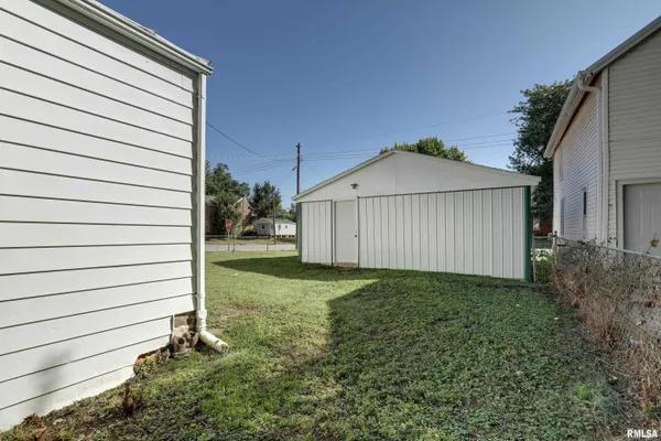 $90,500 | 832 Washington Street, Quincy, IL 62301