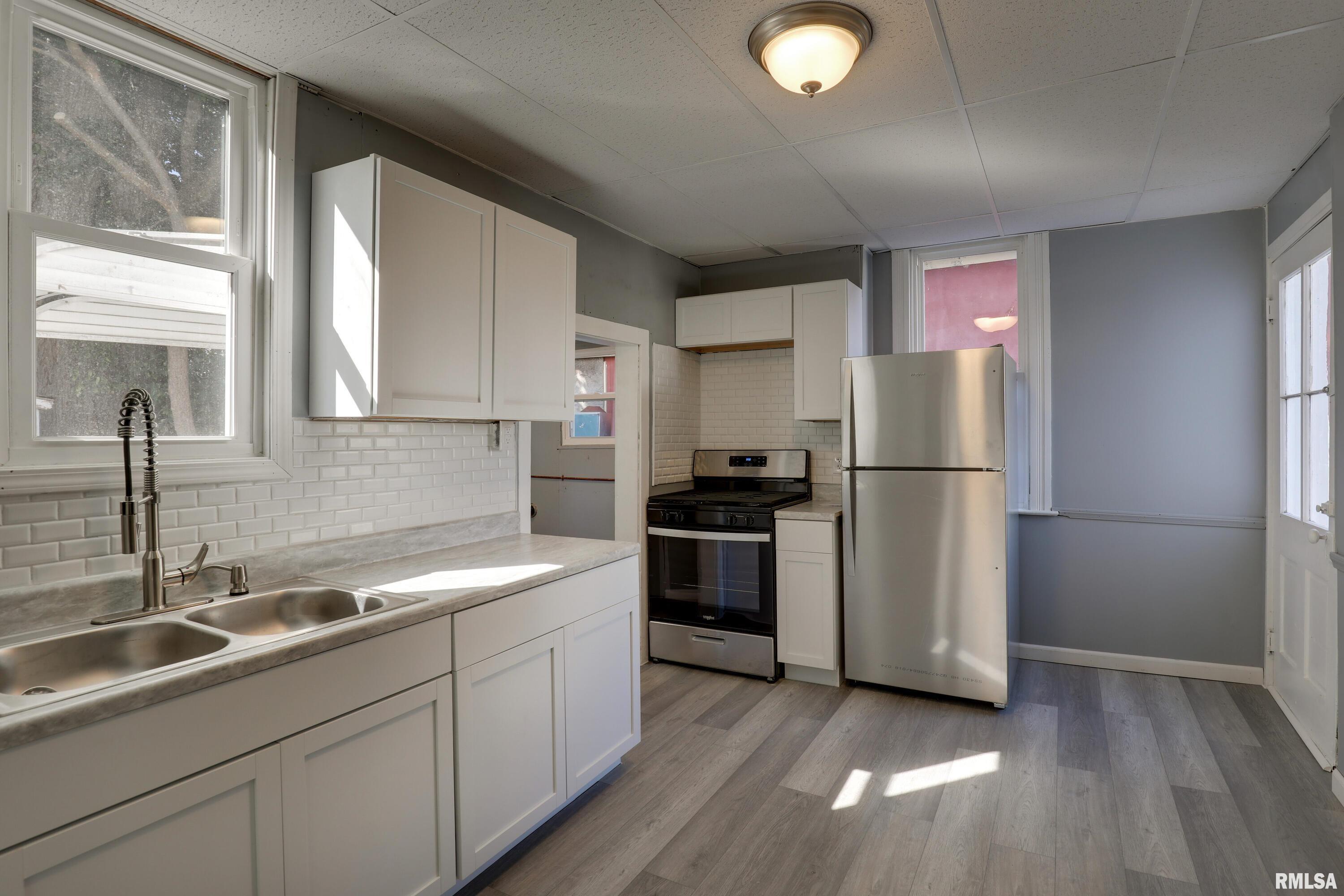 832 Washington Street Quincy, IL 62301 - Photo 7 of 25