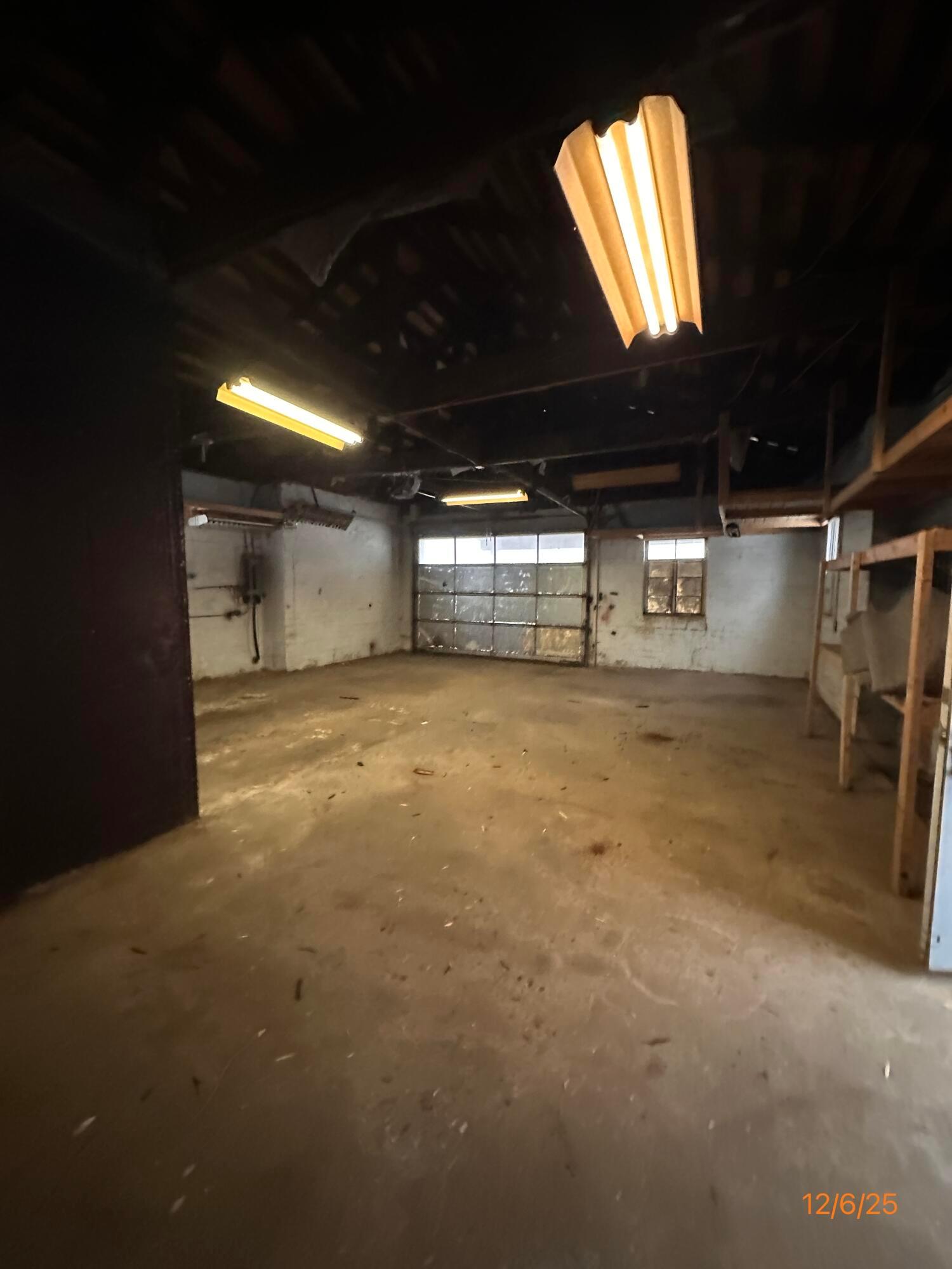 3076 Lithopolis Road Northwest Lancaster, OH 43130 - Photo 23 of 30 Interior space of garage 1