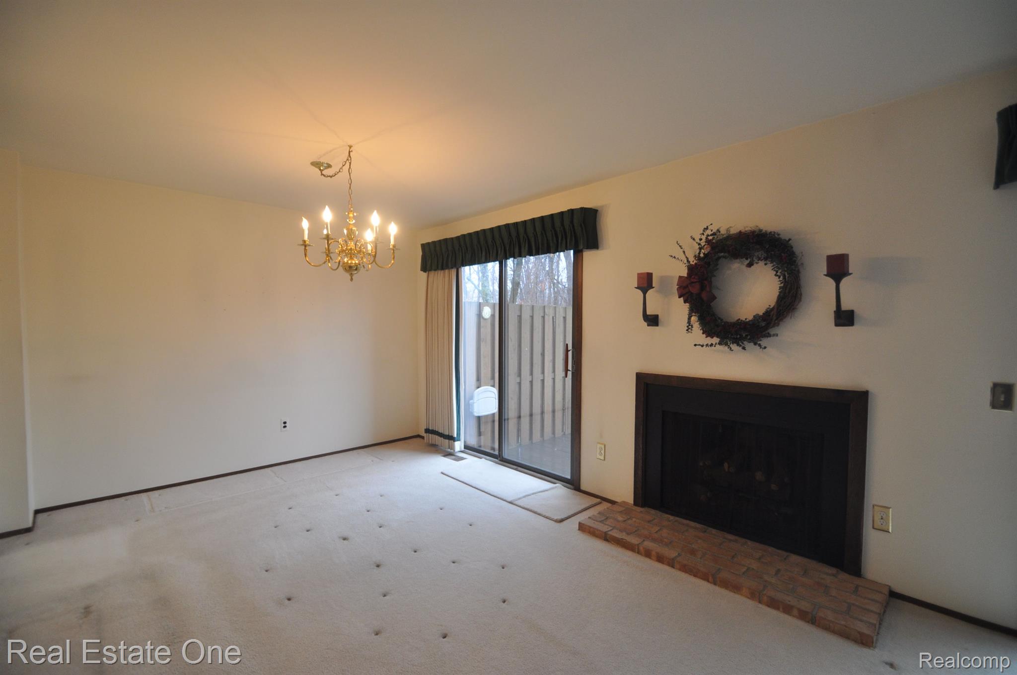 1064 Willow Grove Court Rochester, MI 48307 - Photo 15 of 35 Gallery Image 15