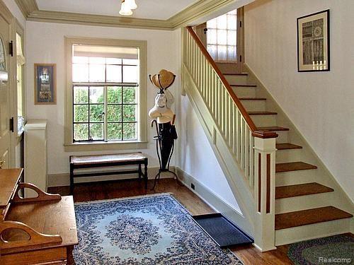 60 Muskoka Road Grosse Pointe, MI 48236 - Photo 11 of 16 foyer_500