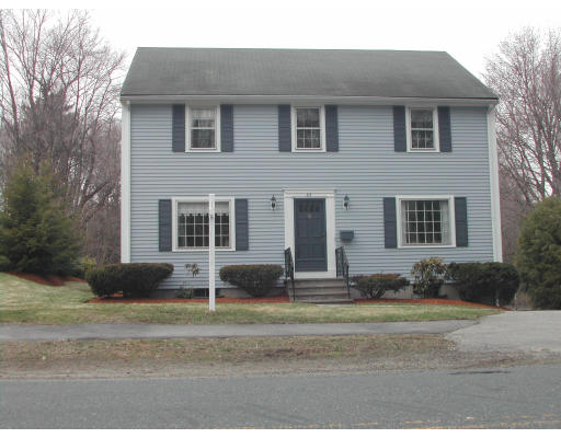 85 Seaver Street Wellesley, MA 02481 - Photo 1 of 13 Gallery Image 1