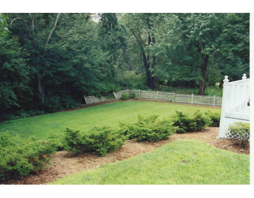 85 Seaver Street Wellesley, MA 02481 - Photo 12 of 13 Gallery Image 12