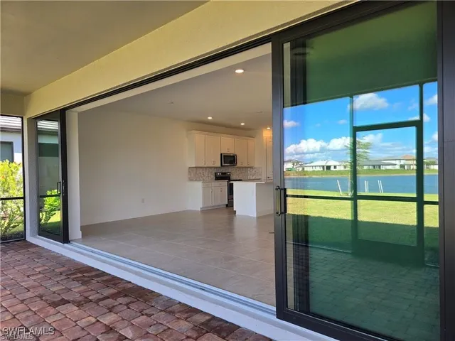 $2,900 | 3700 Passion Vine Drive, Fort Myers, FL 33905