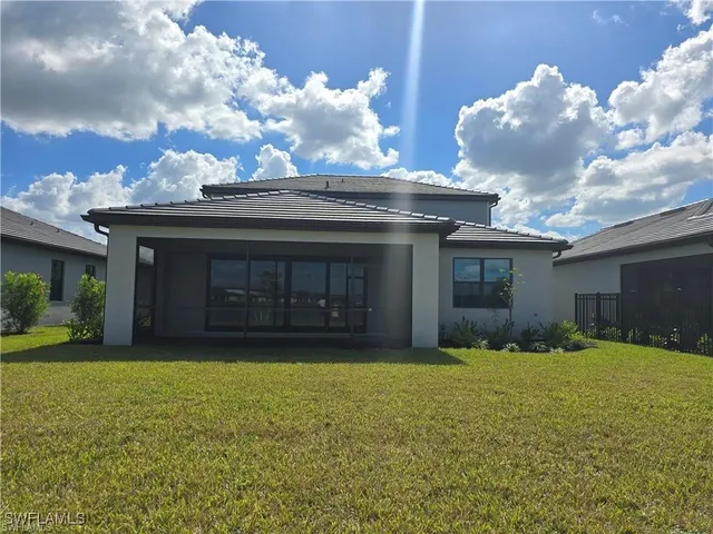 $2,900 | 3700 Passion Vine Drive, Fort Myers, FL 33905