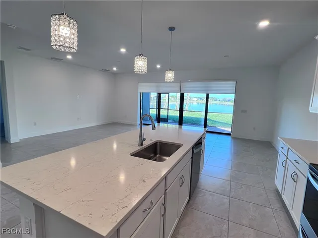 $2,900 | 3700 Passion Vine Drive, Fort Myers, FL 33905