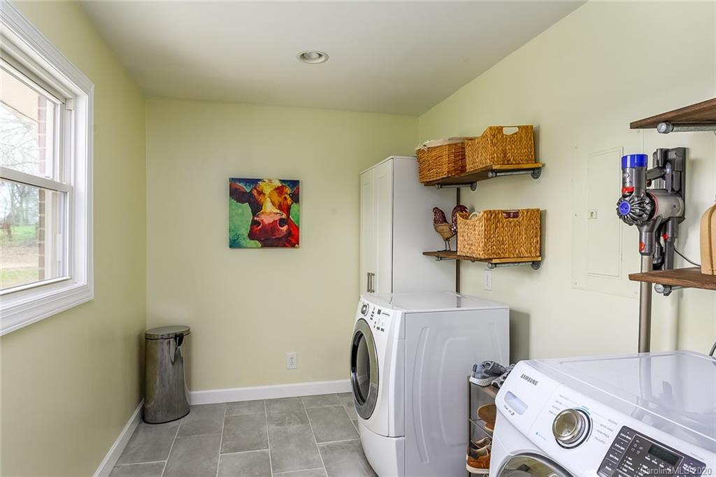 426 Griggs Road Clover, SC 29710 - Photo 12 of 42 Gallery Image 12