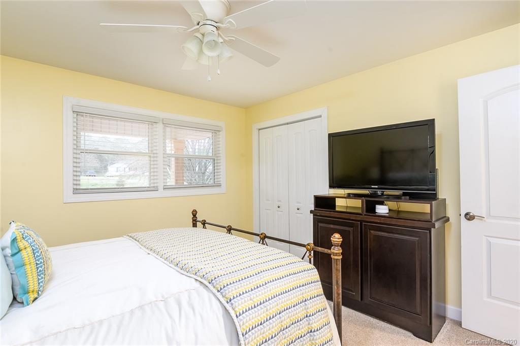 426 Griggs Road Clover, SC 29710 - Photo 18 of 42 Gallery Image 18