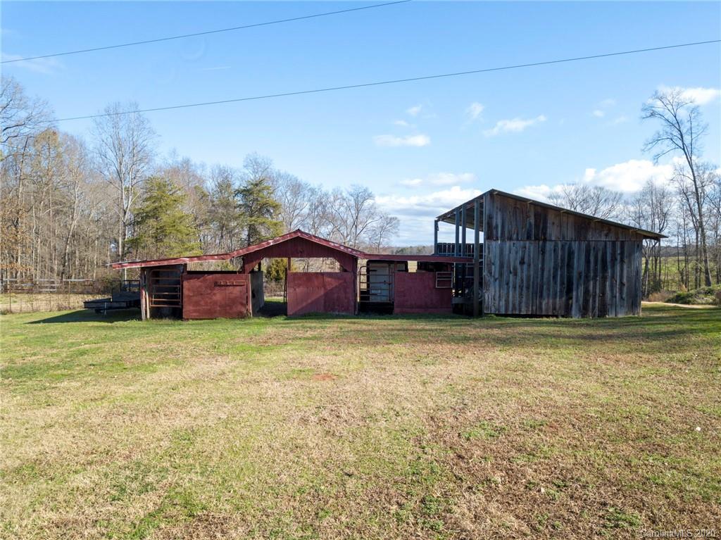 426 Griggs Road Clover, SC 29710 - Photo 24 of 42 Gallery Image 24