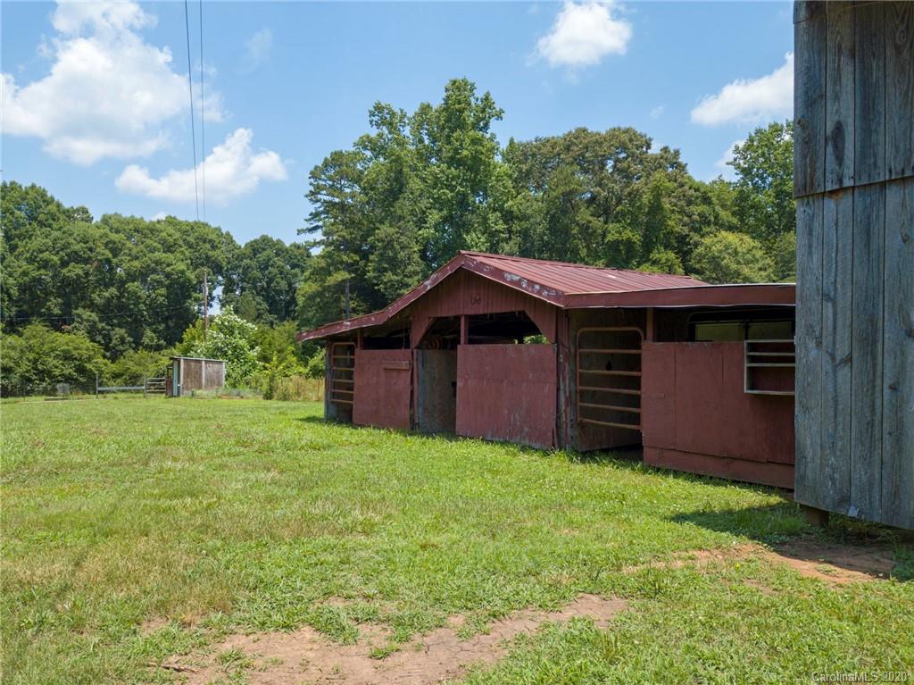 426 Griggs Road Clover, SC 29710 - Photo 32 of 42 Gallery Image 32