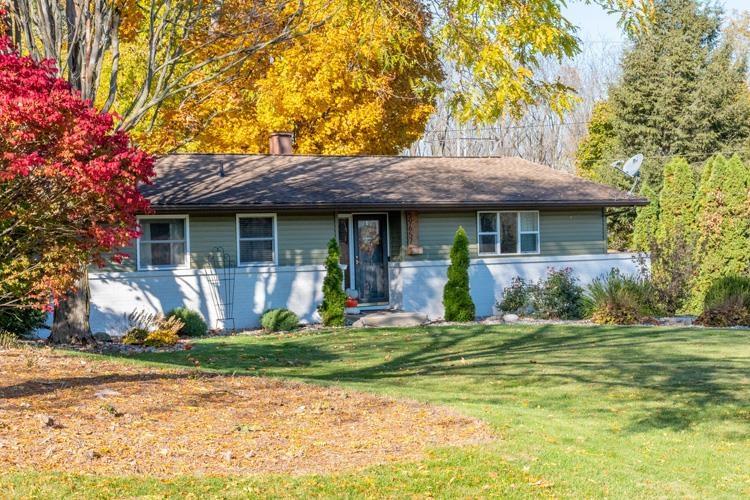 59657 Hazel Road South Bend, IN 46614 - Photo 2 of 36