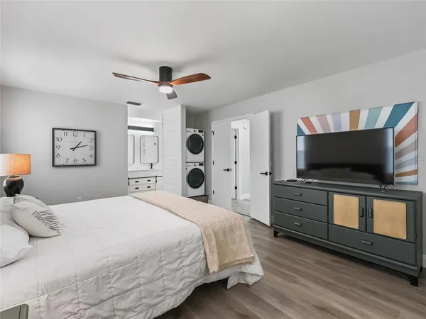 $2,325 | 962 Chula Court, The Villages, FL 32159