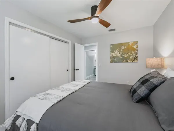 $2,325 | 962 Chula Court, The Villages, FL 32159