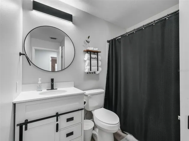 $2,325 | 962 Chula Court, The Villages, FL 32159