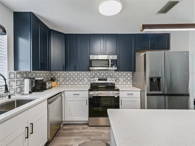 $2,325 | 962 Chula Court, The Villages, FL 32159