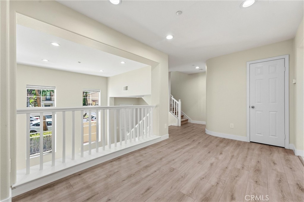 56 Modesto Irvine, CA 92602 - Photo 12 of 32 Gallery Image 12