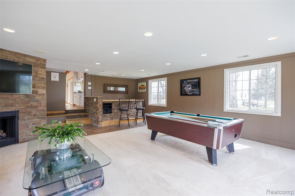 9247 Schrepfer Road Howell, MI 48855 - Photo 15 of 44 Gallery Image 15