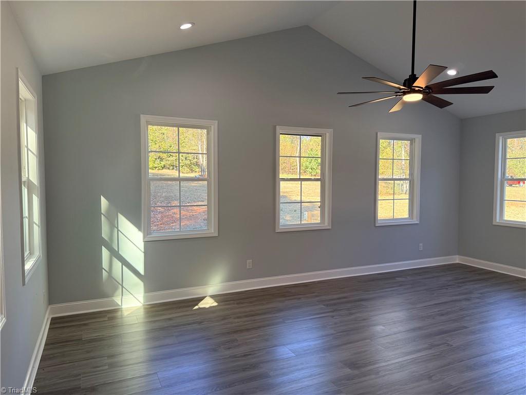 901 Edgemont Road Greensboro, NC 27406 - Photo 11 of 17 Gallery Image 11