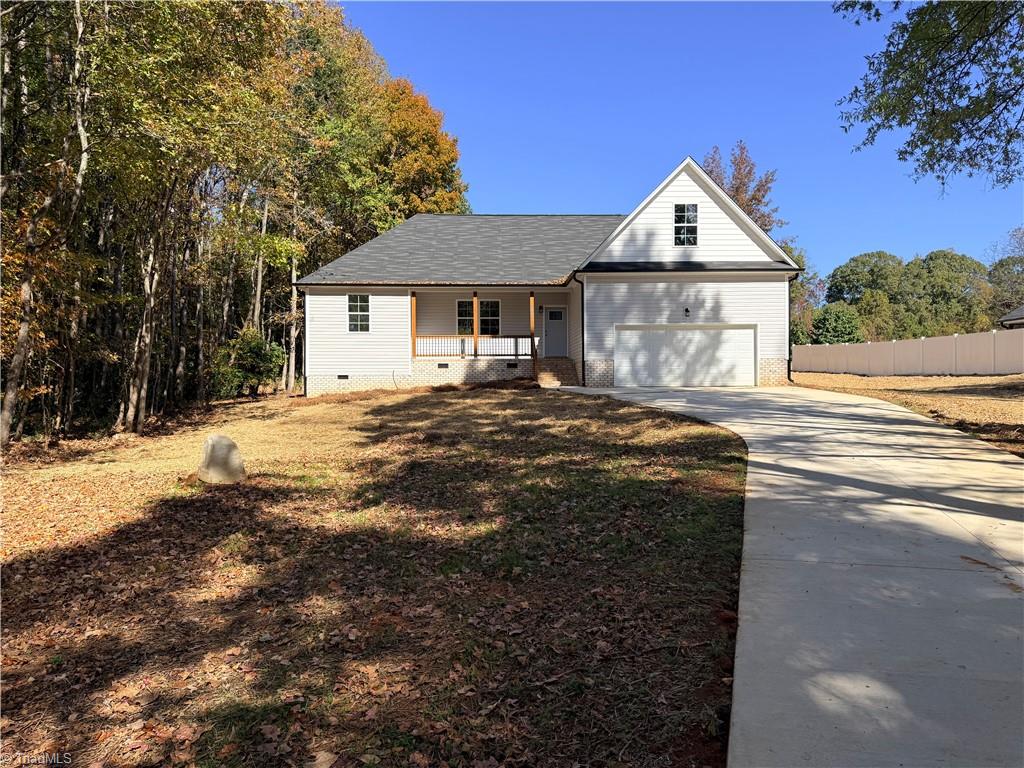 901 Edgemont Road Greensboro, NC 27406 - Photo 2 of 17 Gallery Image 2