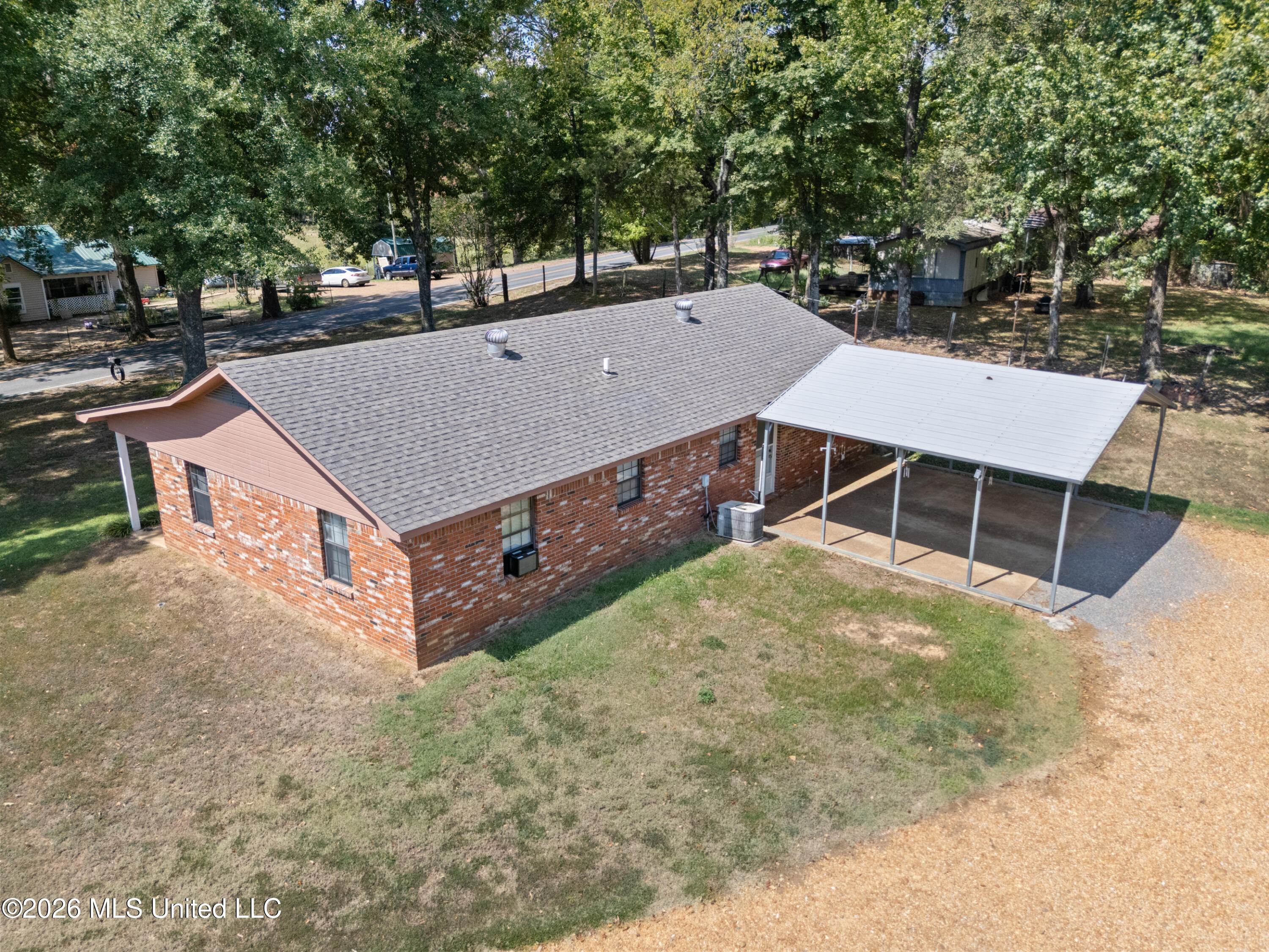 2326 Bluegoose Road Sarah, MS 38665 - Photo 31 of 38 31_dji_20260916131348_0105_d