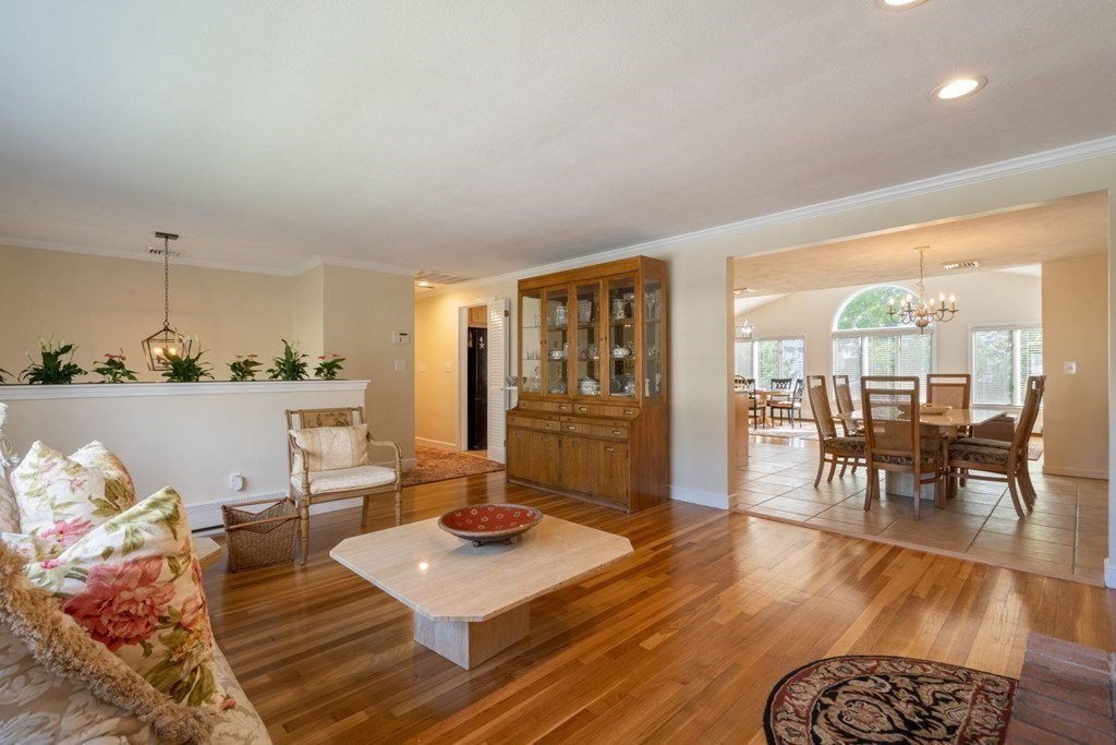106 Burroughs Road Braintree, MA 02184 - Photo 5 of 40 Gallery Image 5