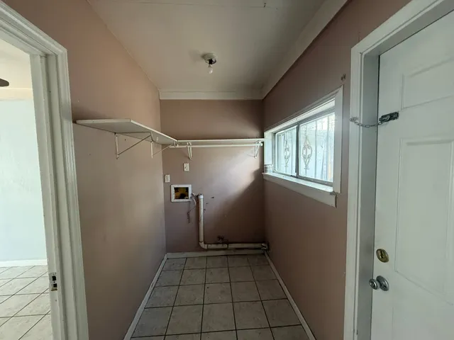 a view of empty room