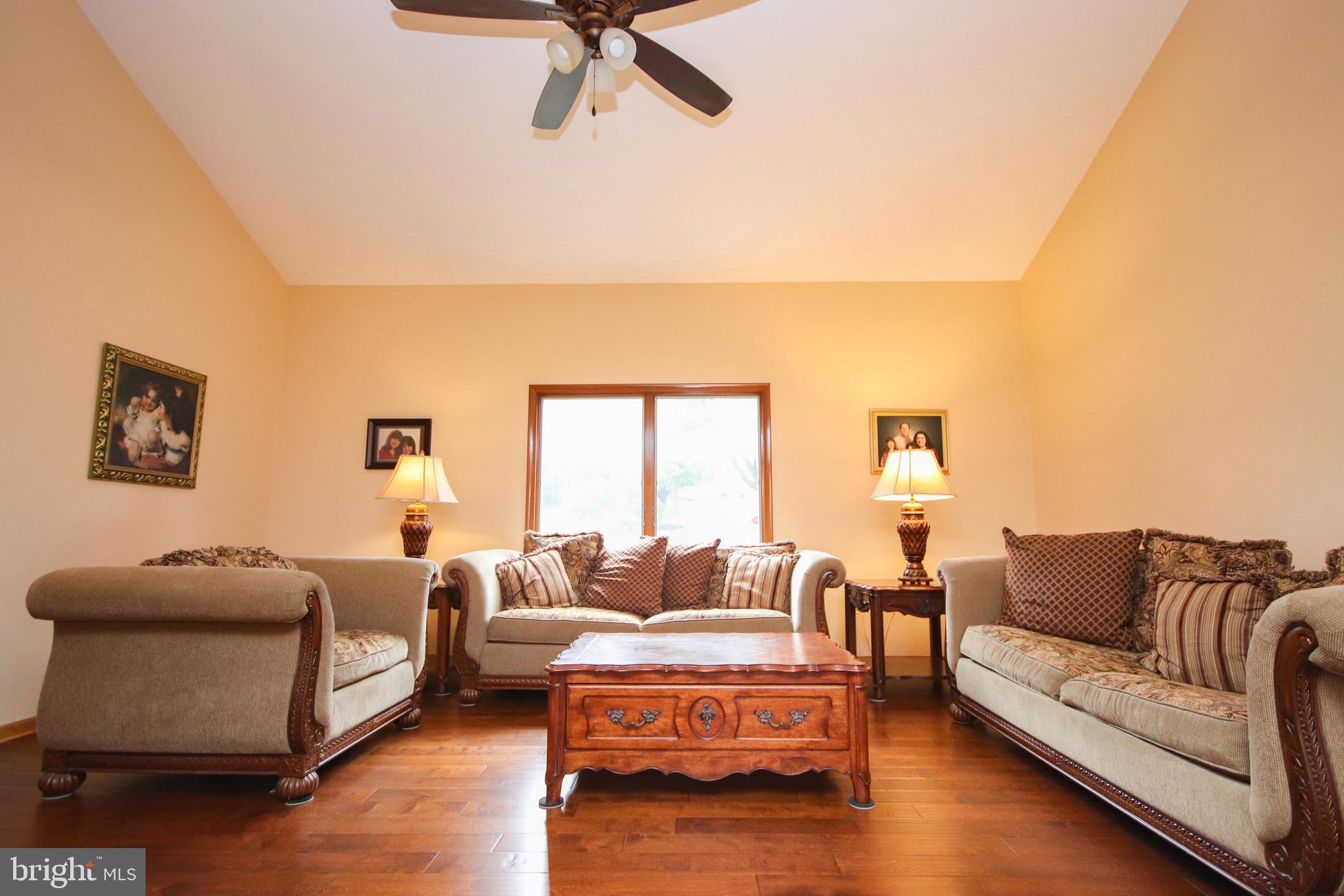 19 Fox Ridge Road Glenmoore, PA 19343 - Photo 8 of 64 Gallery Image 8