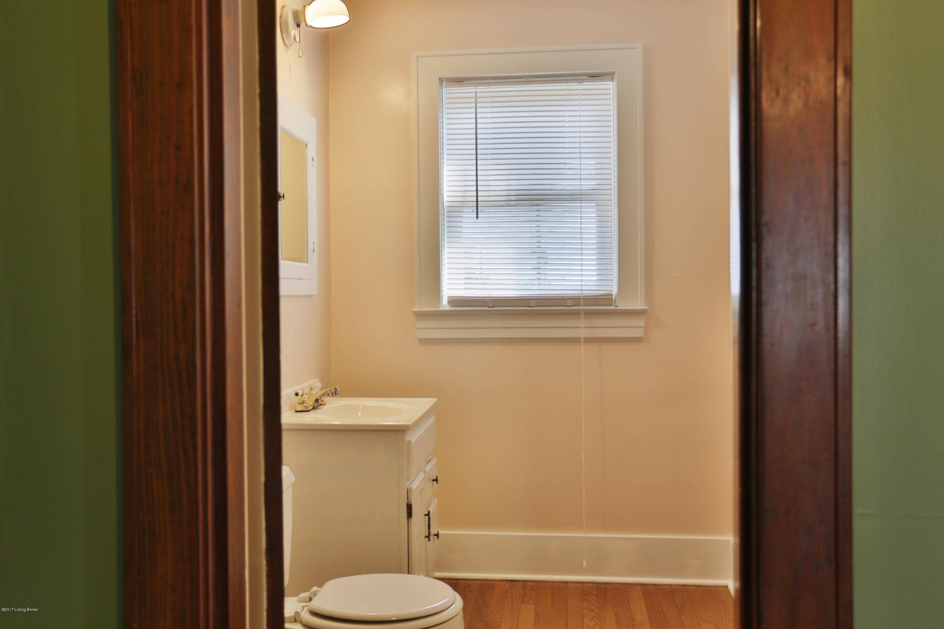 4143 Cane Run Road Louisville, KY 40216 - Photo 34 of 47 34