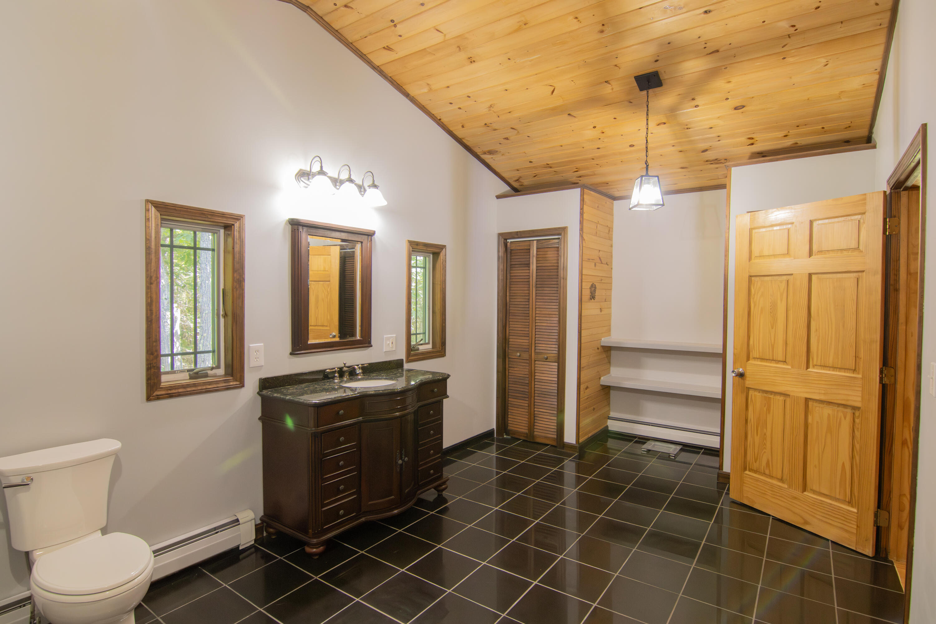 74 Pinetree Road Brewer, ME 04412 - Photo 41 of 108 74 Pine Tree Rd_1st Floor-37