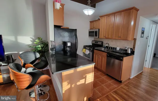$2,000 | 7747 Donnybrook Court, Unit 206, Annandale, VA 22003