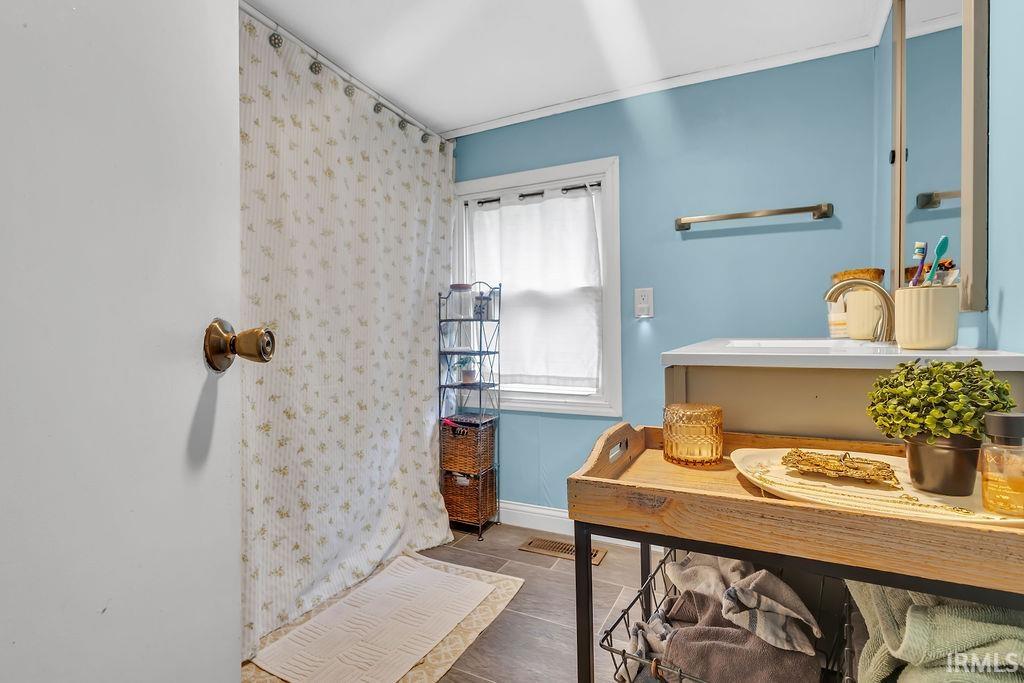 445 Rogers Road West Bloomington, IN 47403 - Photo 20 of 37 Gallery Image 20