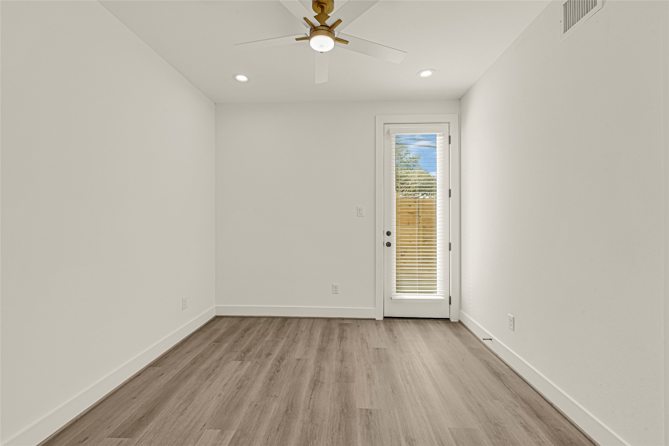 409 Alvia Run Lane Houston, TX 77018 - Photo 24 of 31