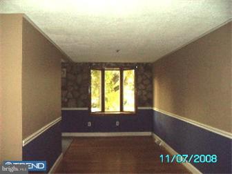 2249 Dermond Road Upper Darby, PA 19082 - Photo 4 of 11