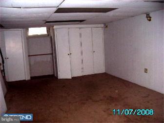 2249 Dermond Road Upper Darby, PA 19082 - Photo 10 of 11
