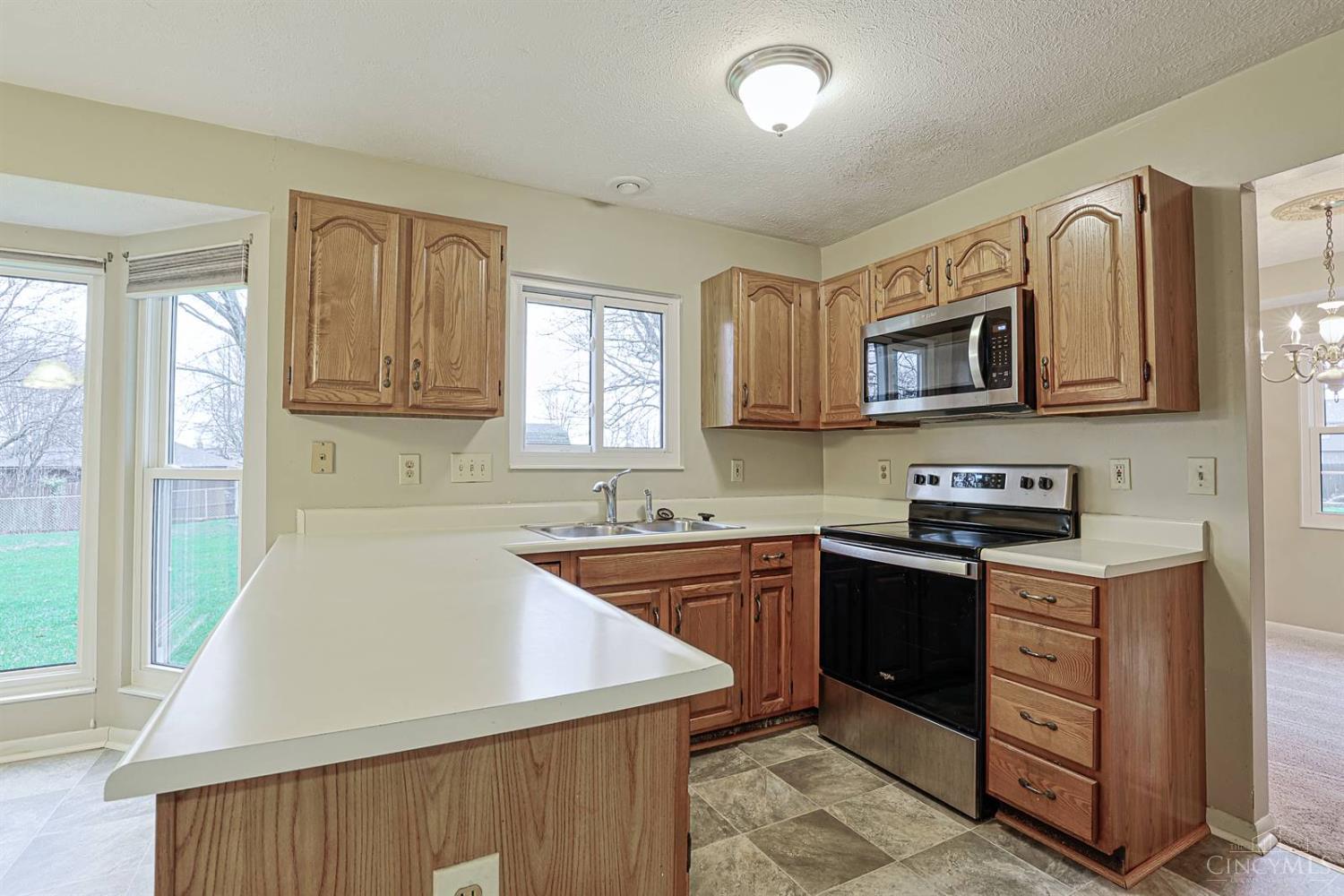 771 Regent Road Cincinnati, OH 45245 - Photo 16 of 42 Gallery Image 16