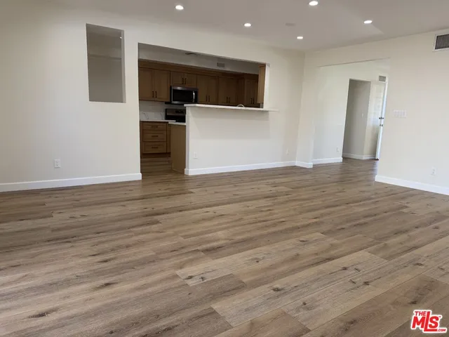 $4,200 | 22341 Burton Street, Canoga Park, CA 91304