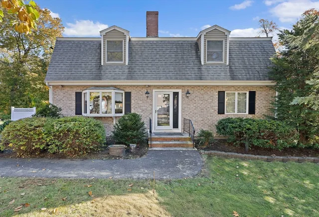 $764,000 | 330 West Main Street, Avon, MA 02322