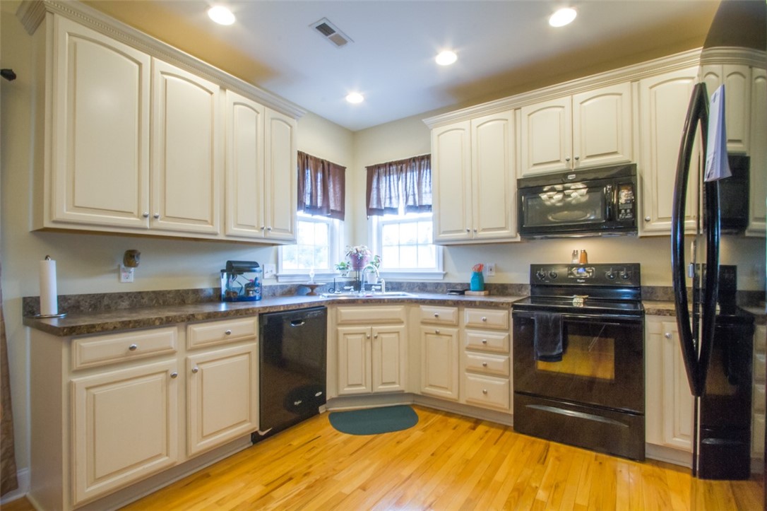 226 Wetland Way Anderson, SC 29621 - Photo 7 of 19 Gallery Image 7