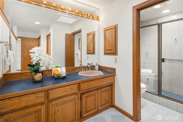 $875,000 | 6121 Northeast 175th Street, Unit A308, Kenmore, WA 98028