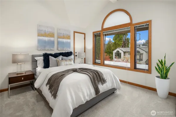 $875,000 | 6121 Northeast 175th Street, Unit A308, Kenmore, WA 98028