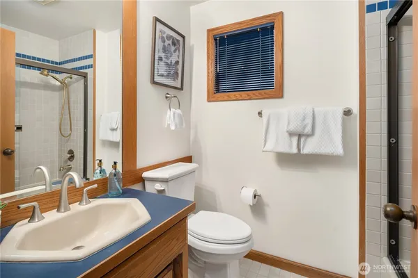 $875,000 | 6121 Northeast 175th Street, Unit A308, Kenmore, WA 98028