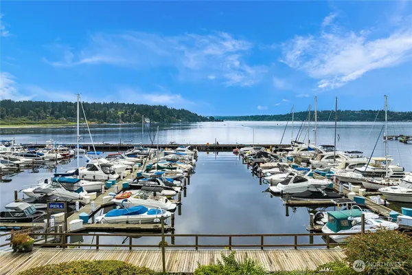 $875,000 | 6121 Northeast 175th Street, Unit A308, Kenmore, WA 98028