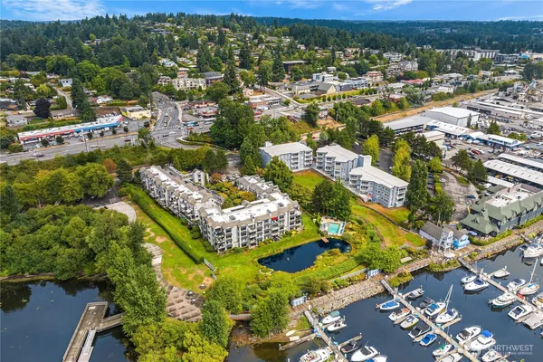 $875,000 | 6121 Northeast 175th Street, Unit A308, Kenmore, WA 98028