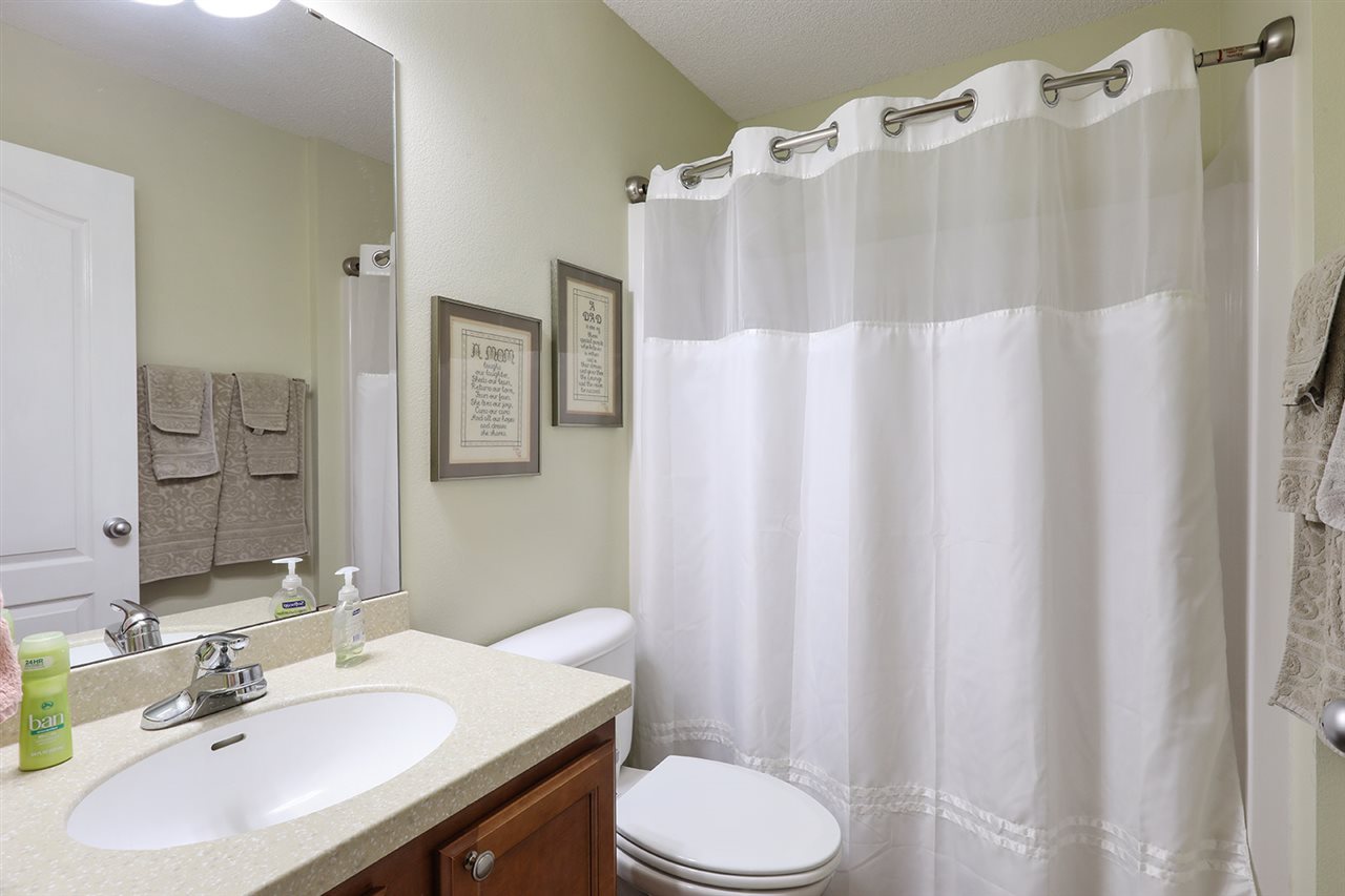 19910 Pitkin Drive Foley, AL 36535 - Photo 14 of 20 Bathroom 2