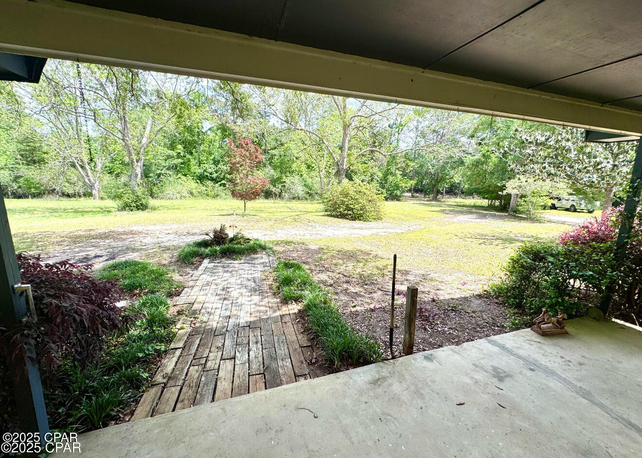 1718 Robbins Bridge Road Bonifay, FL 32425 - Photo 6 of 36