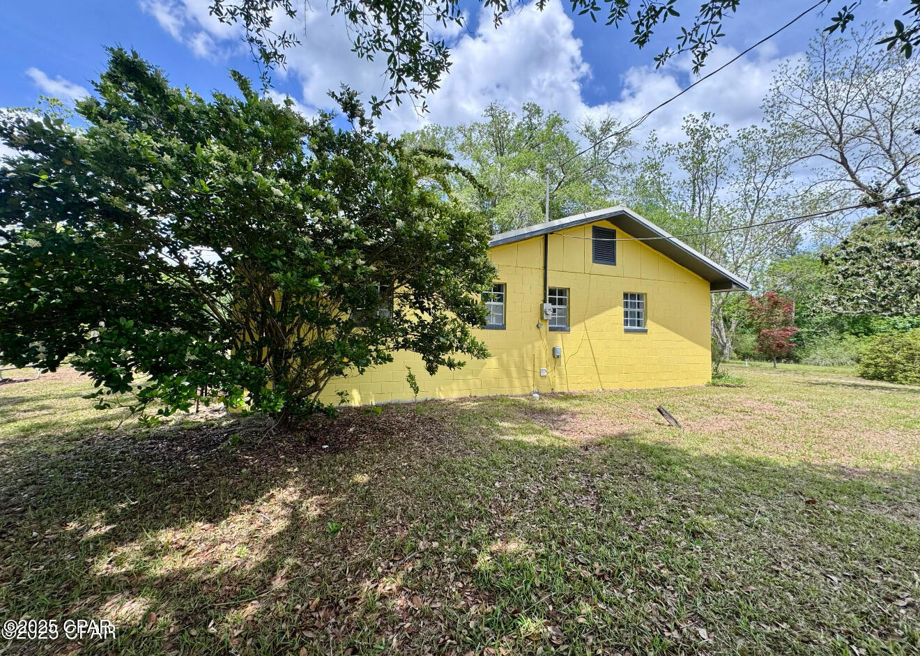 1718 Robbins Bridge Road Bonifay, FL 32425 - Photo 7 of 36