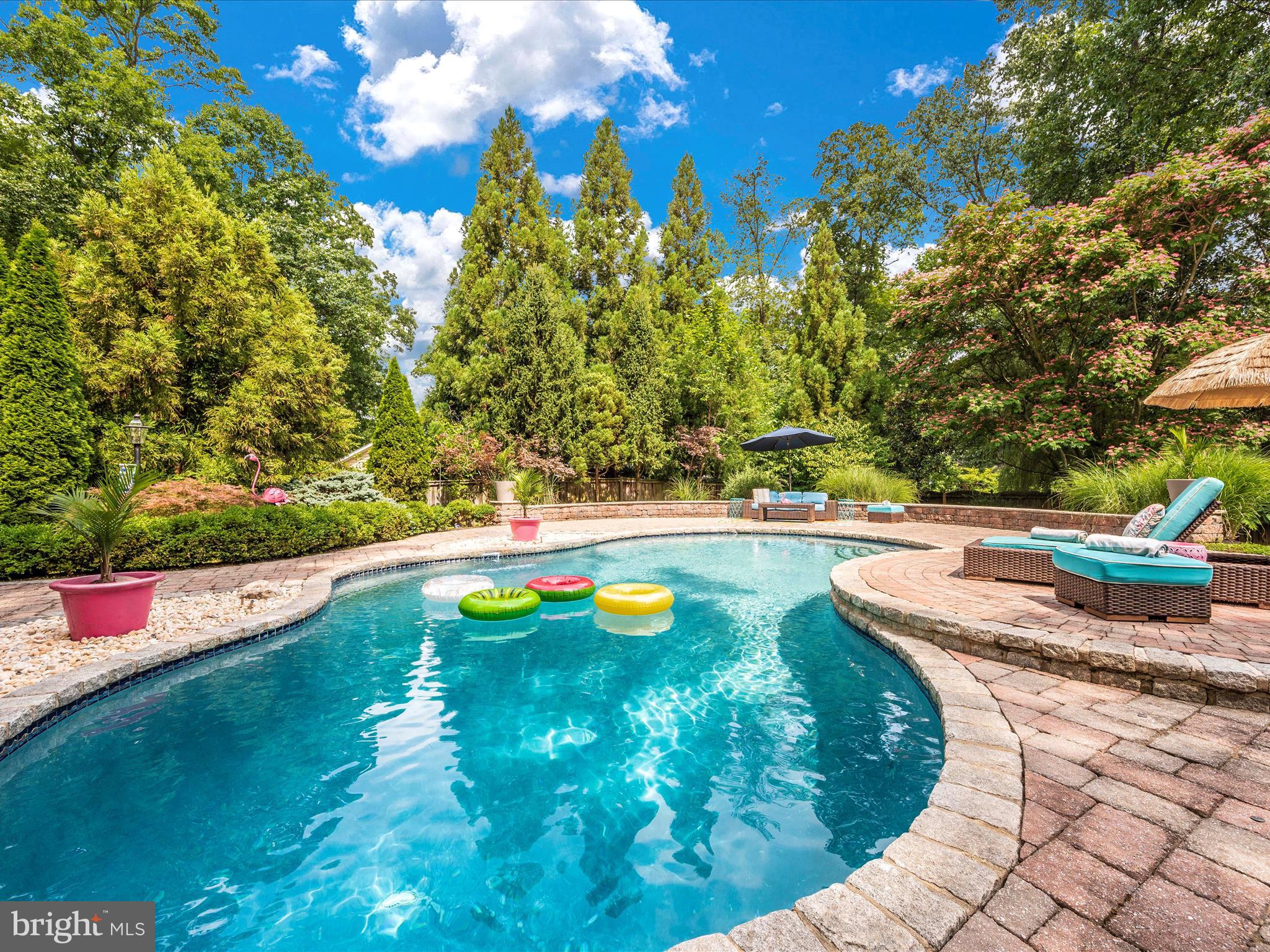 4414 Pinetree Road Rockville, MD 20853 - Photo 11 of 51 upgraded paver surround