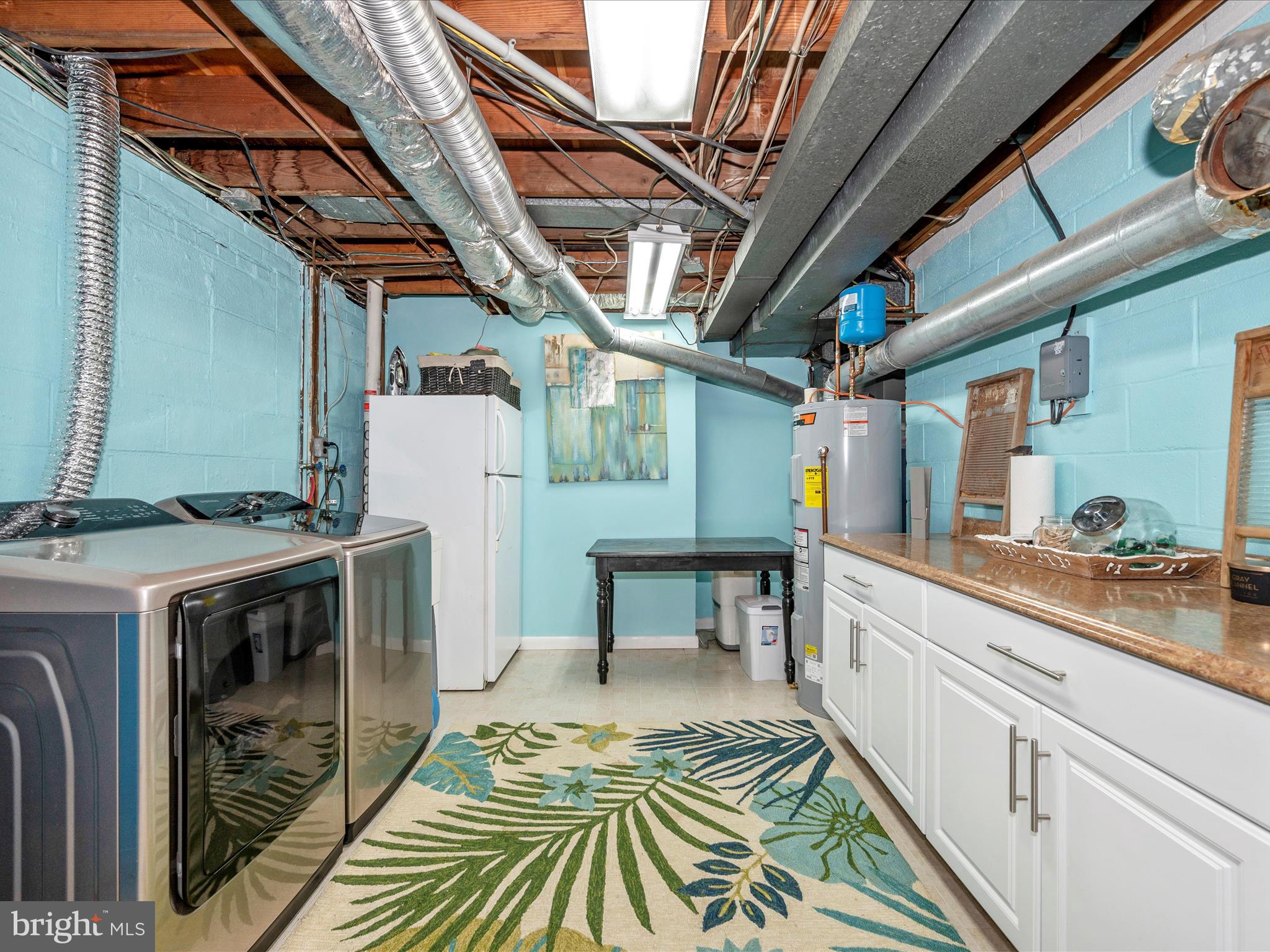 4414 Pinetree Road Rockville, MD 20853 - Photo 42 of 51 laundry set included